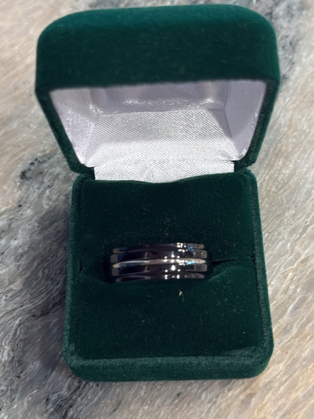 Mens Black Titanium Triple-Band Ring- Size 12.5